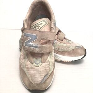 New Balance Sneakers $10 or BEST OFFER
